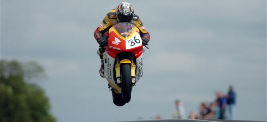 Video: Steve Plater  na závode Tourist Trophy 09